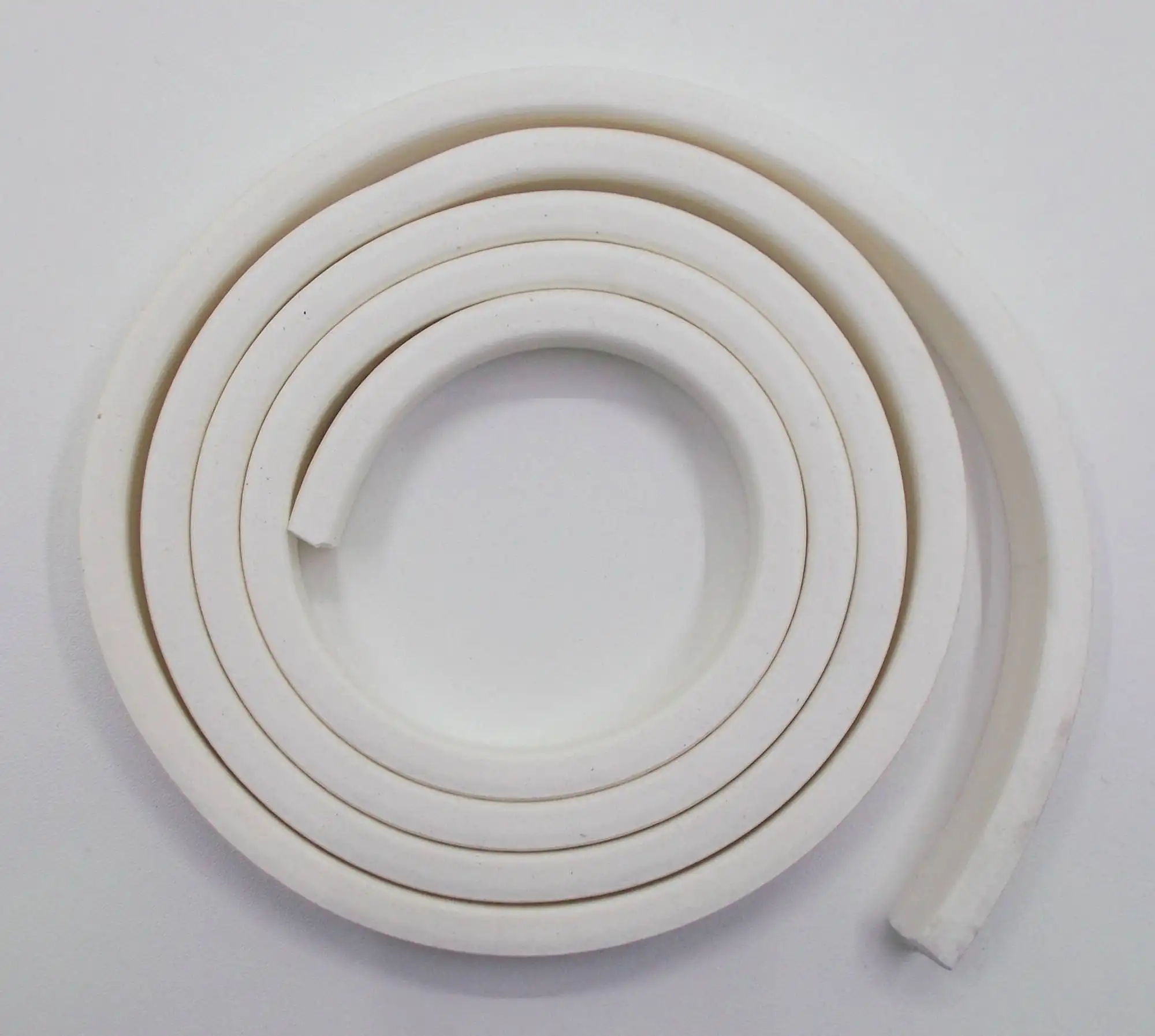 ETA Silikonschaum Vierkantprofil 15x 8x 1300mm für Aschebehälter für PeUnit-84223-015-1300