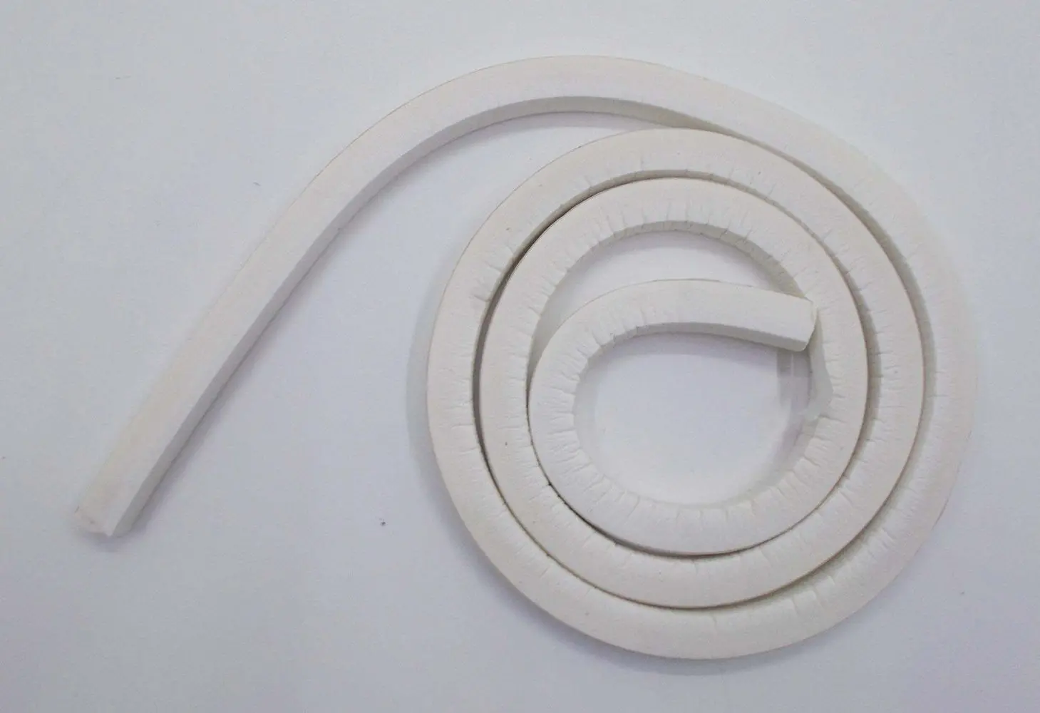 ETA Heiztechnik Schaum Vierkantprofil 15 selbstklebend-84222-015-1600 ETA Heiztechnik Schaum Vierkantprofil 15 selbstklebend-84222-015-1600